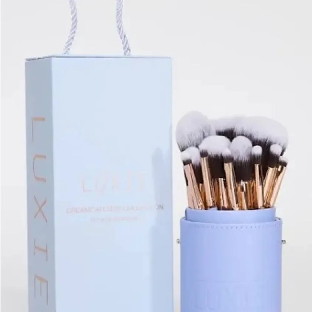 Luxie Dreamcatcher Brush Set brand new in box